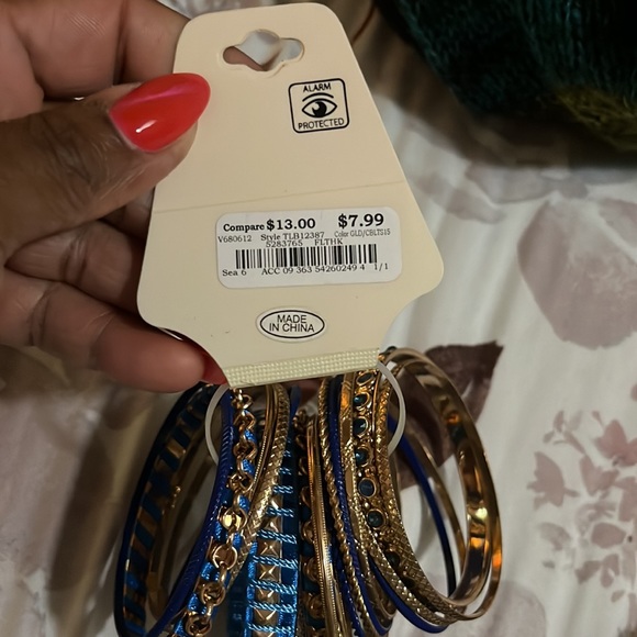 NWT bracelets - Picture 2 of 2